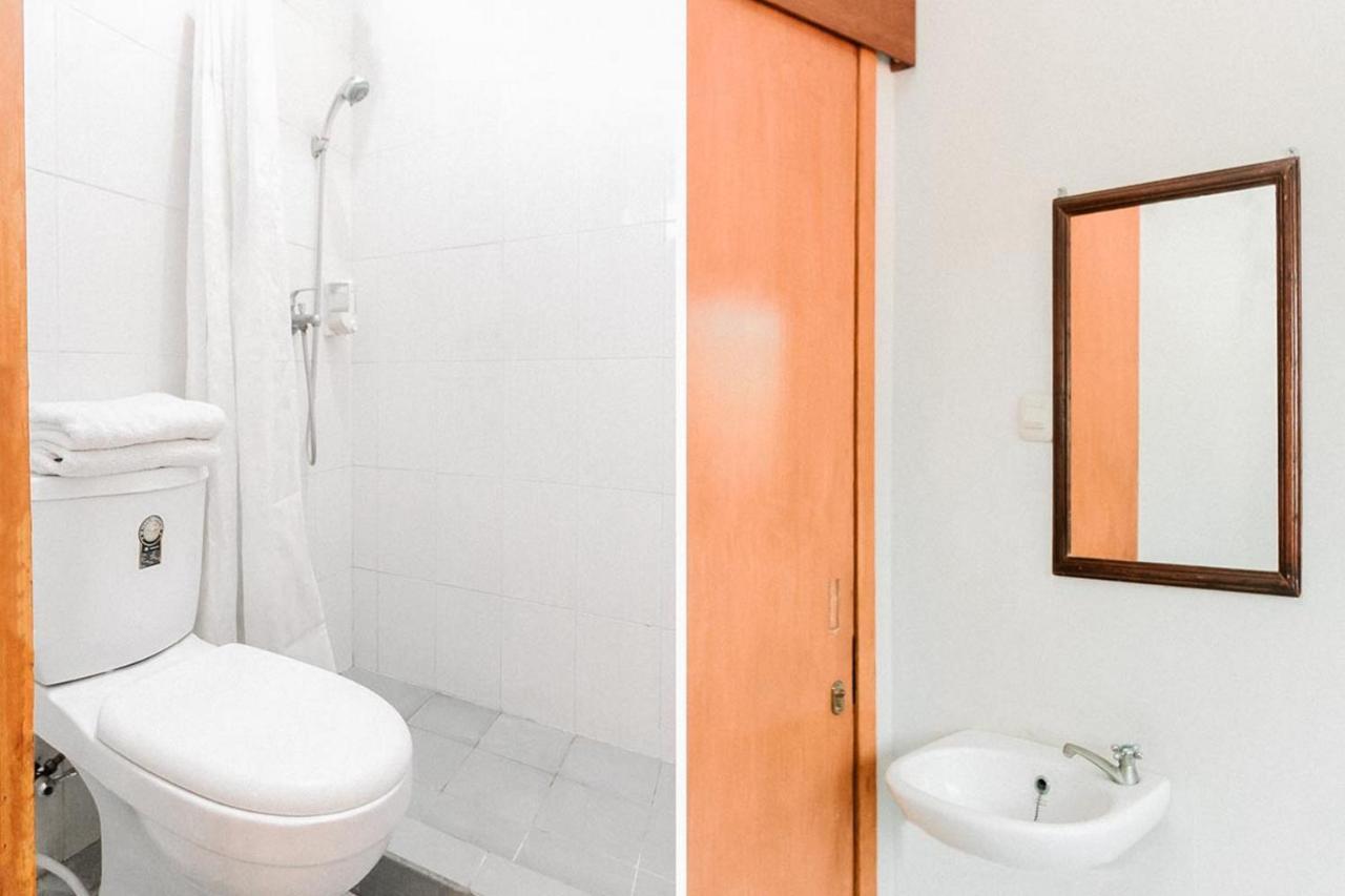 Santo Guest House Tropodo Brebek Buitenkant foto