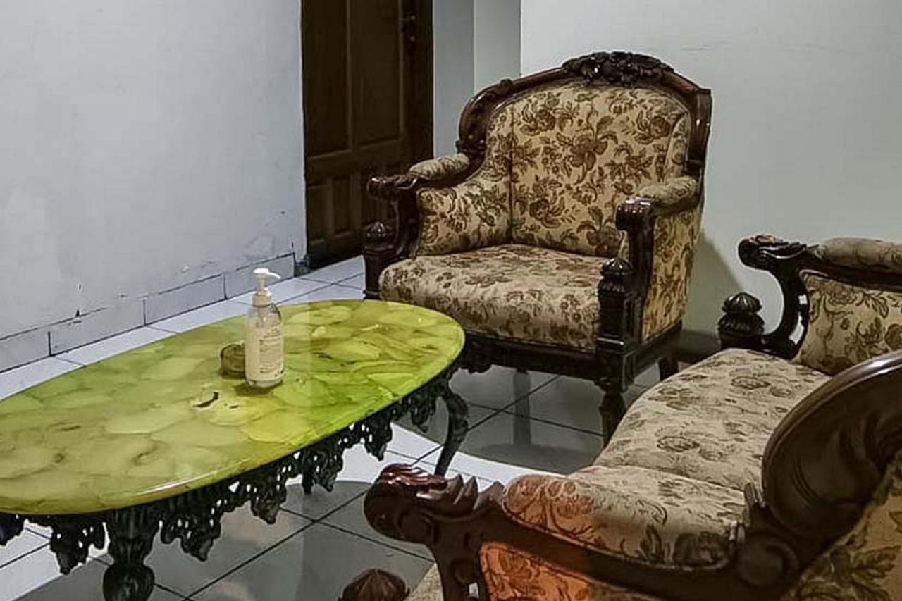 Santo Guest House Tropodo Brebek Buitenkant foto