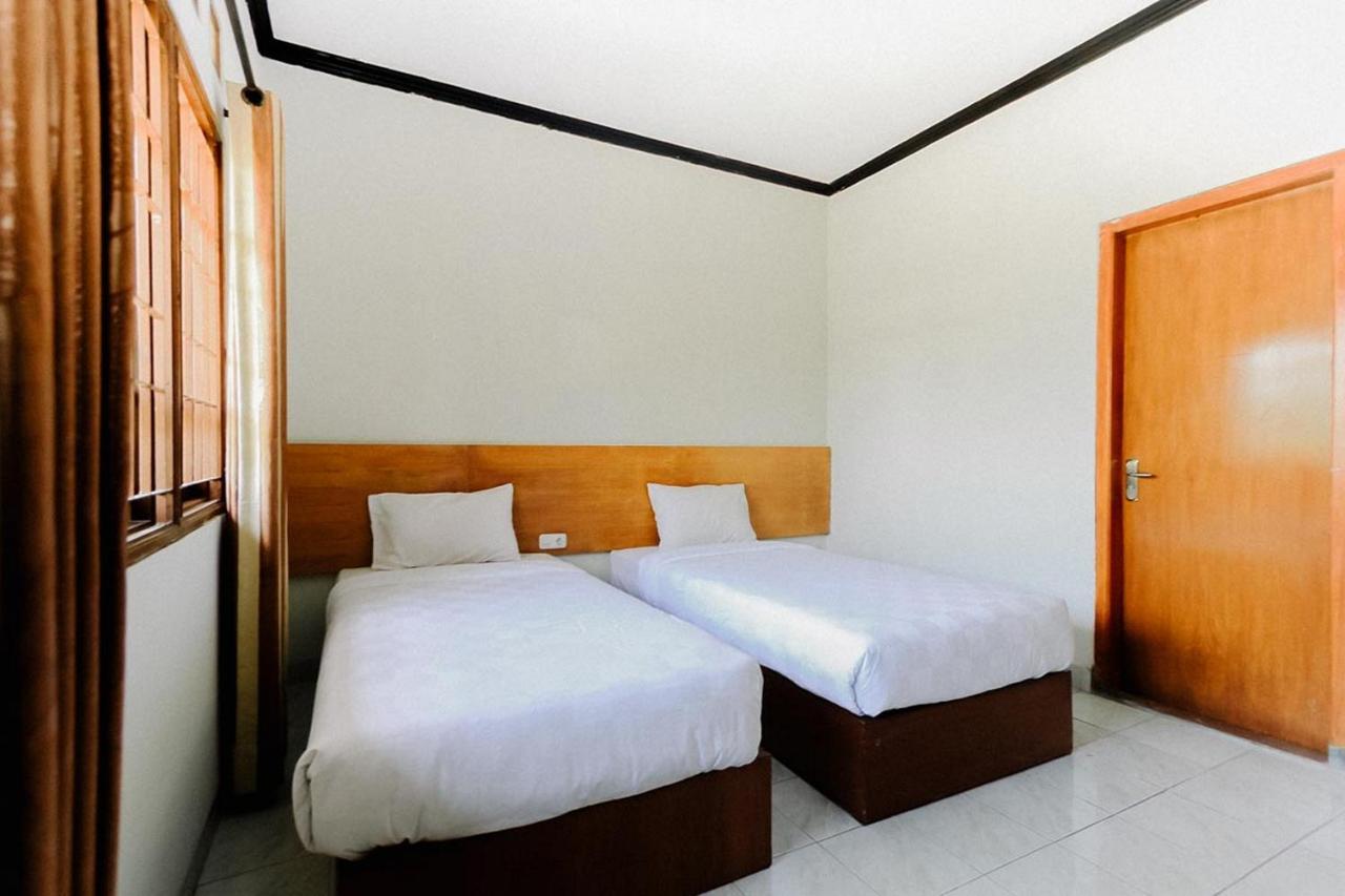 Santo Guest House Tropodo Brebek Buitenkant foto