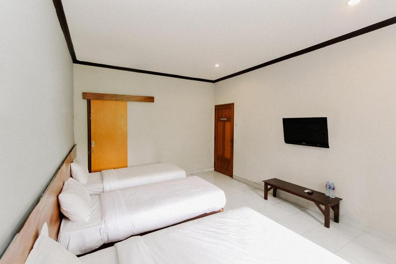 Santo Guest House Tropodo Brebek Buitenkant foto