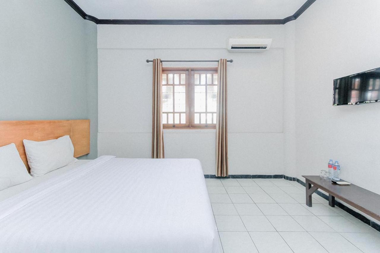 Santo Guest House Tropodo Brebek Buitenkant foto