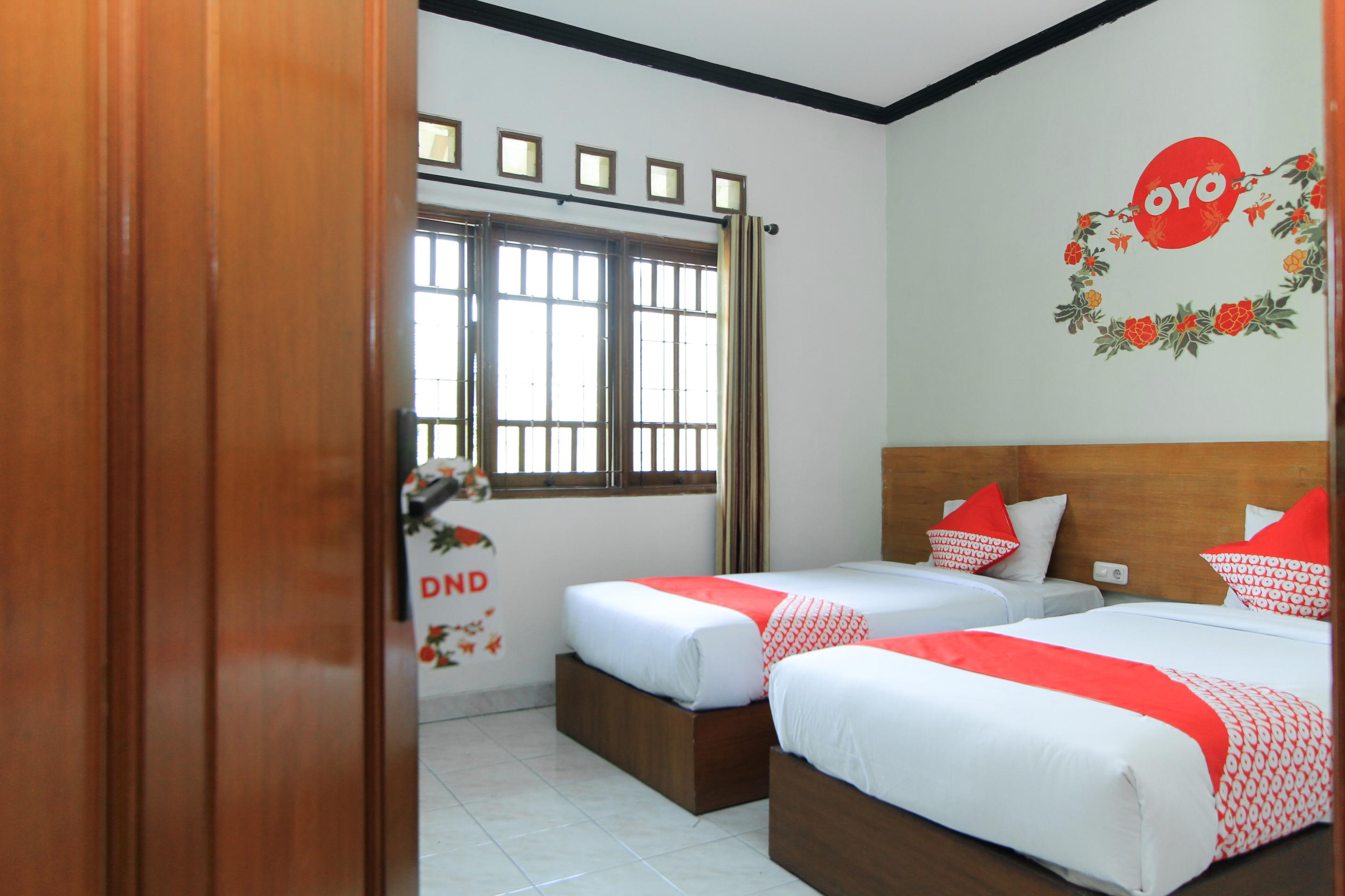 Santo Guest House Tropodo Brebek Buitenkant foto