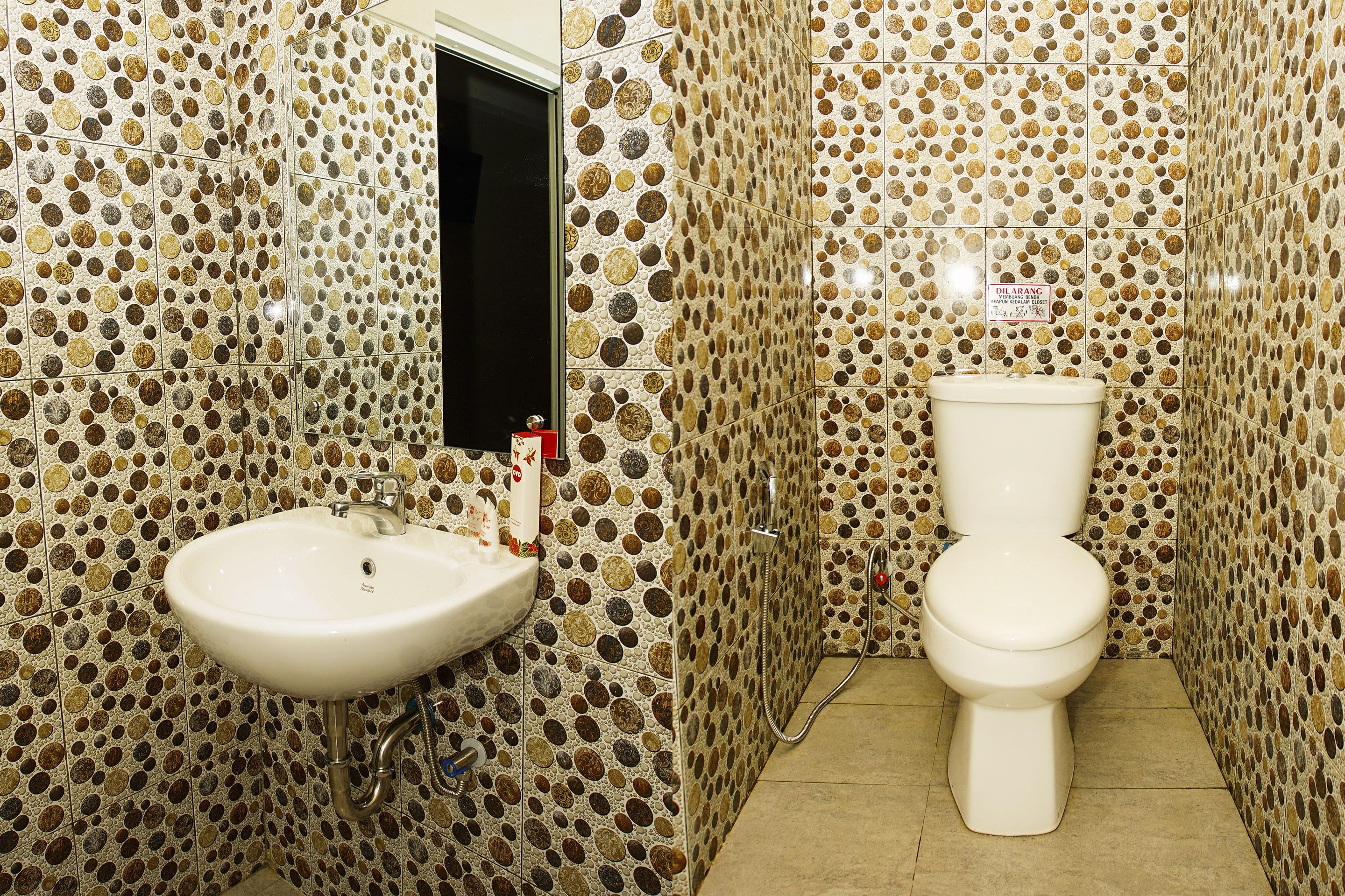 Santo Guest House Tropodo Brebek Buitenkant foto