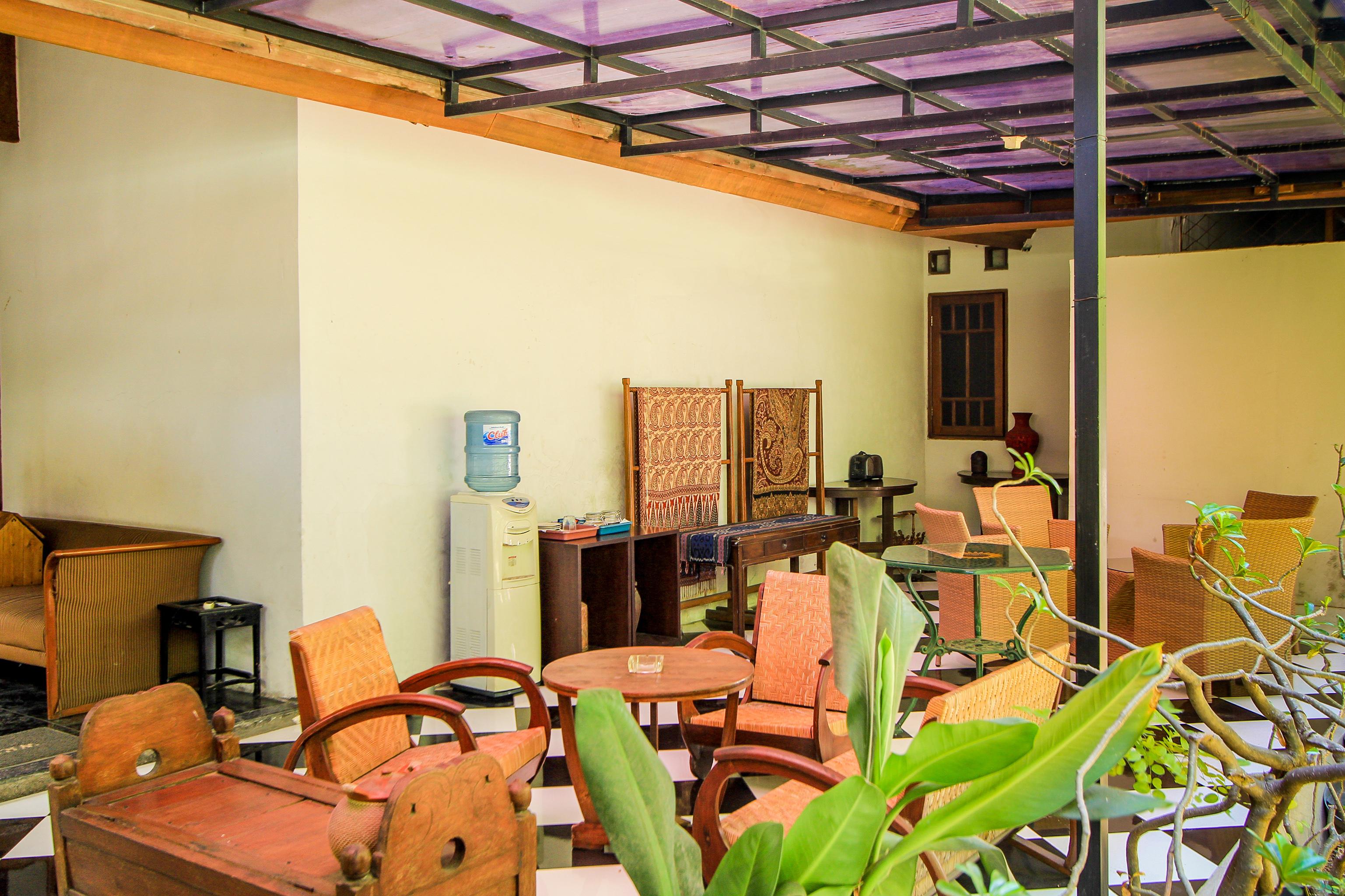 Santo Guest House Tropodo Brebek Buitenkant foto