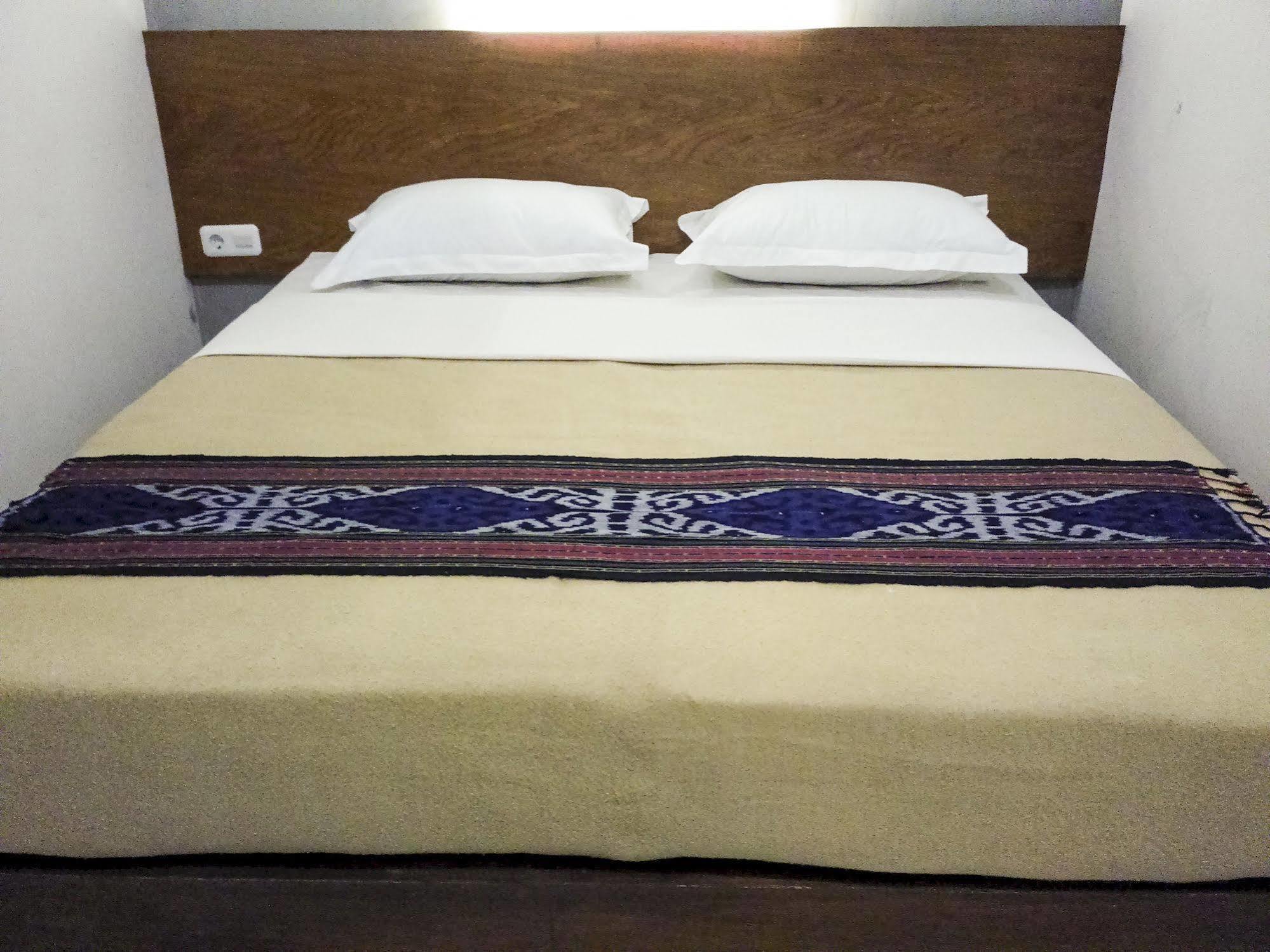 Santo Guest House Tropodo Brebek Buitenkant foto