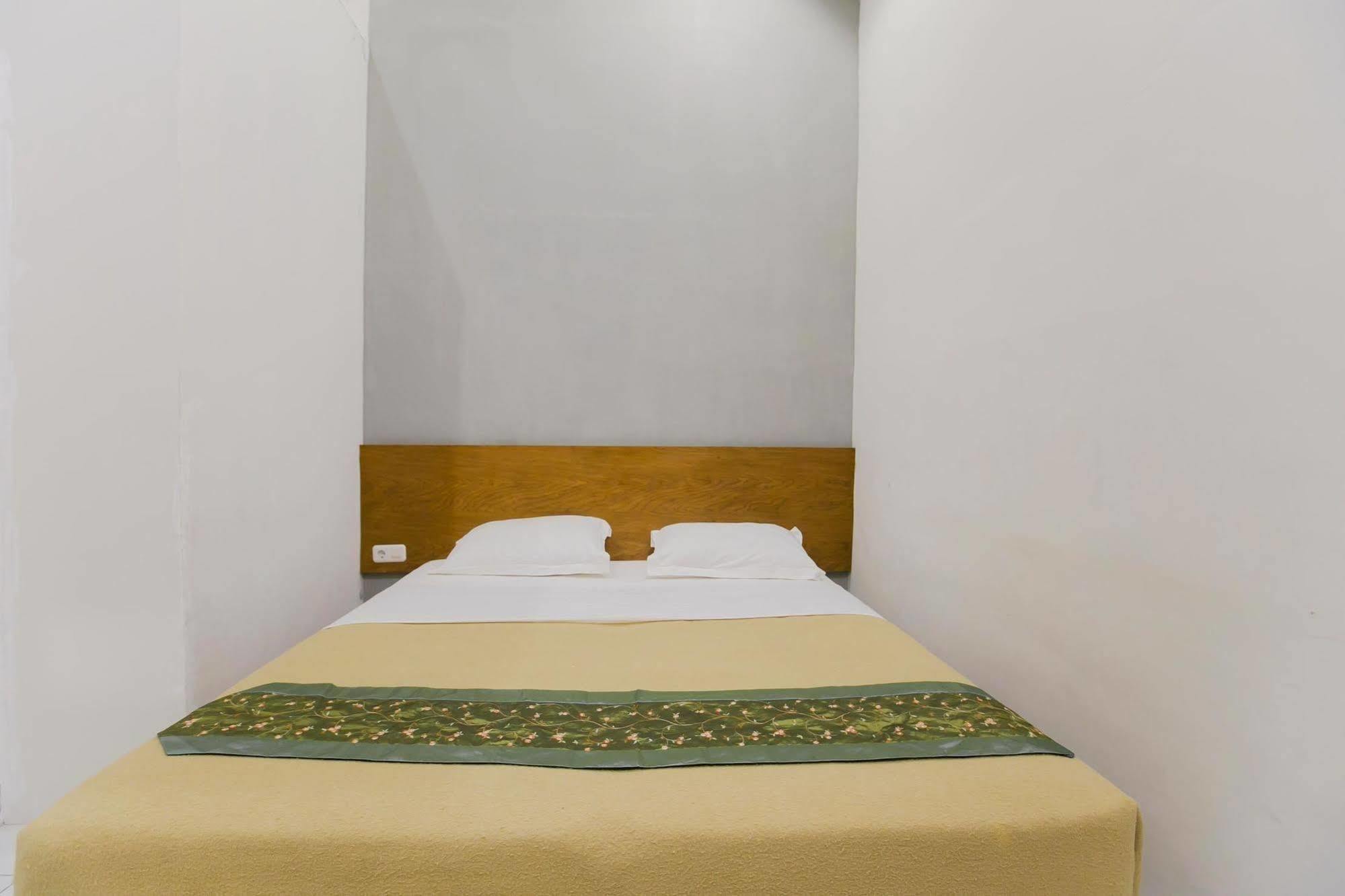 Santo Guest House Tropodo Brebek Buitenkant foto
